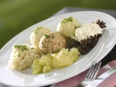 Ferienwohnung für 1 Person (16 m²) in Nußdorf Am Attersee 10/10