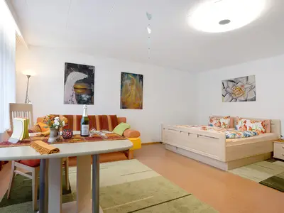 Photo, INSIDE, OUTSIDE