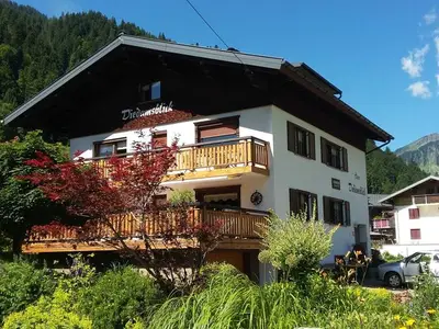 Ferienwohnung für 2 Personen in Au im Bregenzerwald 1/10