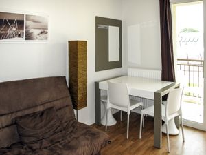 23847181-Ferienwohnung-4-Auberville-300x225-5