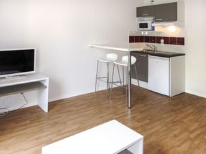 23847228-Ferienwohnung-2-Auberville-300x225-4