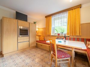 23895966-Ferienwohnung-3-Auffach-300x225-3