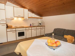 23017677-Ferienwohnung-5-Auffach-300x225-2