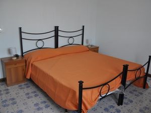 22439559-Ferienwohnung-5-Augusta-300x225-4