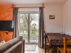 23366615-Ferienwohnung-5-Aulendorf-300x225-3