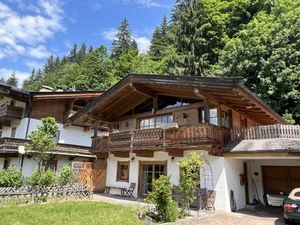 Ferienwohnung für 8 Personen (160 m²) in Aurach bei Kitzbühel