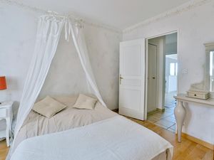 23764231-Ferienwohnung-4-Avignon-300x225-5