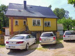 23473560-Ferienwohnung-4-Baabe-300x225-5