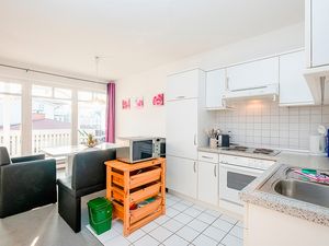 23954902-Ferienwohnung-5-Baabe-300x225-5