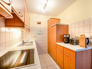 23939205-Ferienwohnung-4-Baabe-300x225-5