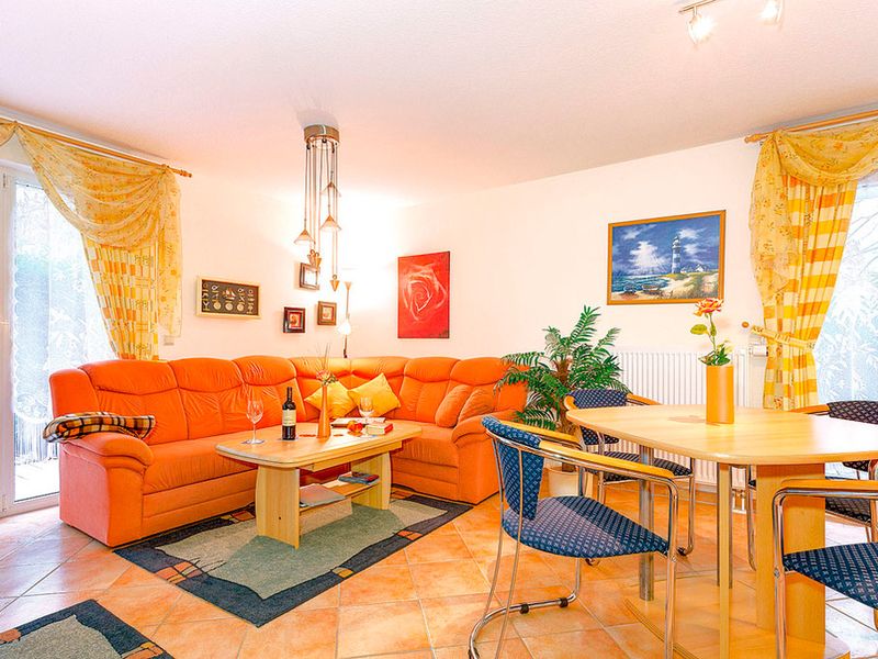 23948059-Ferienwohnung-4-Baabe-800x600-1