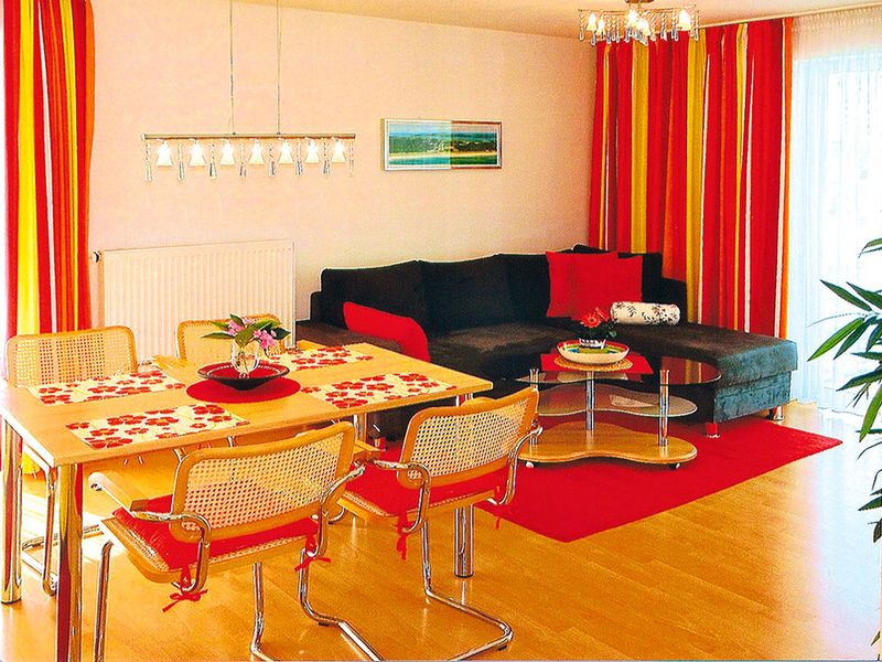 23993676-Ferienwohnung-4-Baabe-800x600-2