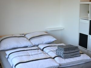 24034206-Ferienwohnung-3-Baabe-300x225-5