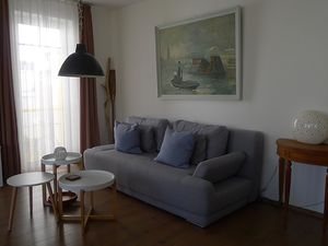 23505803-Ferienwohnung-4-Baabe-300x225-2