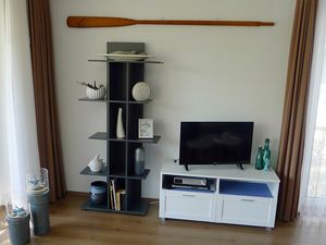 23505803-Ferienwohnung-4-Baabe-300x225-3