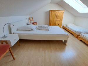 23975677-Ferienwohnung-6-Baabe-300x225-2