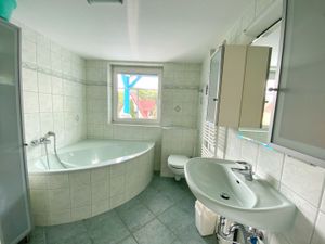 23441867-Ferienwohnung-6-Baabe-300x225-4