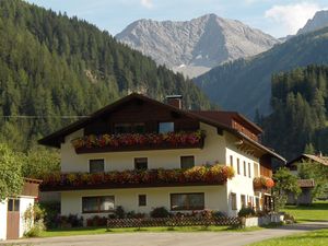 23482113-Ferienwohnung-6-Bach (Tirol)-300x225-1