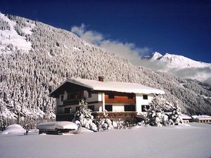 Ferienwohnung für 4 Personen in Bach (Tirol)