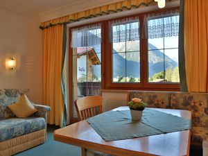 24027880-Ferienwohnung-4-Bach (Tirol)-300x225-1