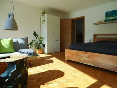 Zimmer 1 mit Balkon