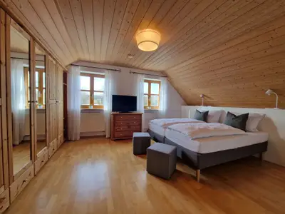 Schlafzimmer_1_OG