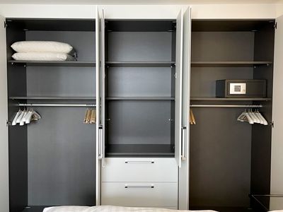 Schlafzimmer Schrank