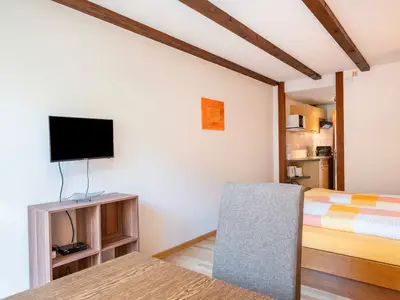 Photo, INSIDE, OUTSIDE