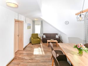 23894258-Ferienwohnung-8-Bad Berleburg-300x225-5