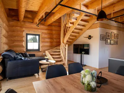 Große Fichte Wohn-/ Essbereich 4