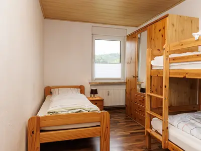 Ferienwohnung für 5 Personen (69 m²) in Bad Berleburg 8/9