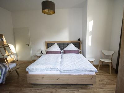 Ferienwohnung Maare Schlafzimmer Doppelbett 02