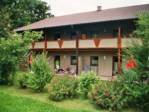 22142115-Ferienwohnung-4-Bad Birnbach-300x225-0