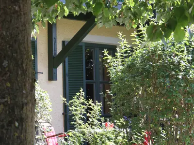 Sonnenterrasse im Grünen