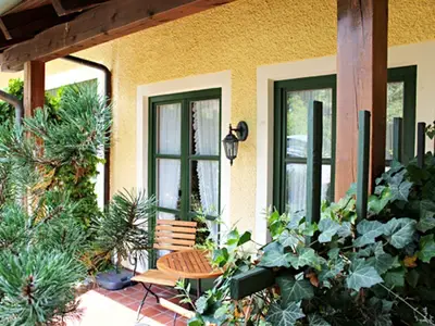 Sitzgruppe und Sonnenliege