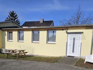 23487093-Ferienwohnung-2-Bad Dürrenberg-300x225-0