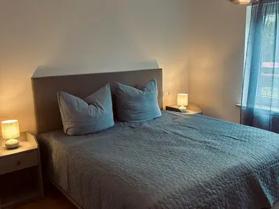 Schlafzimmer II