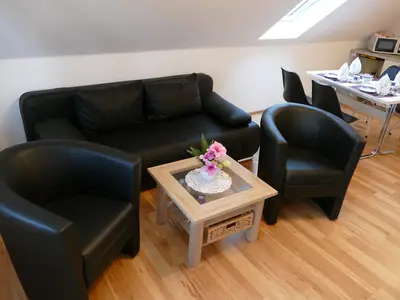 Wohnzimmer neu 2