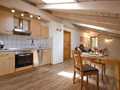 Küche und Essbereich