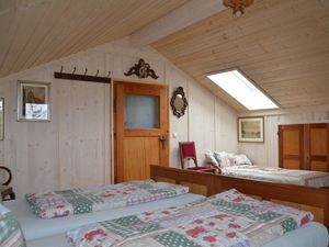 18382736-Ferienwohnung-3-Bad Feilnbach-300x225-3