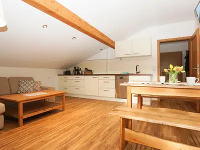 Wohnbereich mit Küche