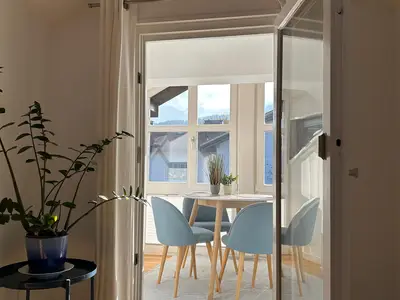 Esszimmer mit Bergblick