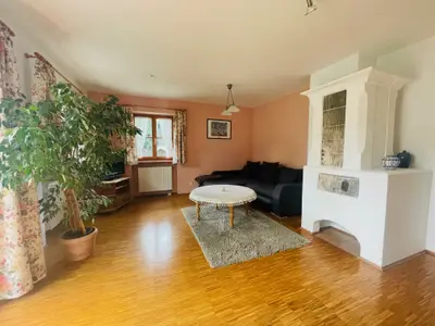 Wohnzimmer mit Ausziehsofa