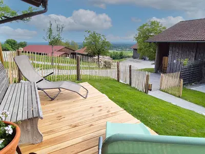 Grillhütte und Sonnenplatz