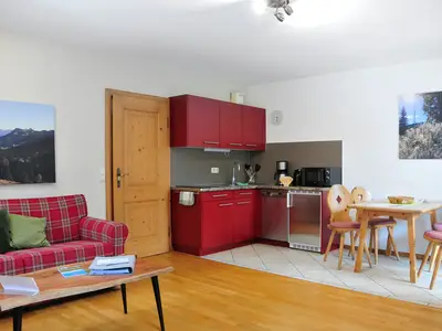 Ferienwohnung Auerberg Küche und Wohnbereich