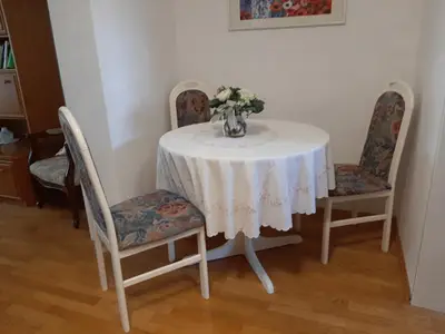 Esstisch