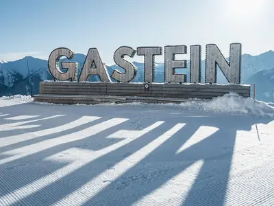 Schlossalm Gastein Schriftzug (c) Gasteinertal Tou
