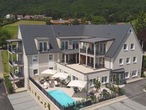 23682014-Ferienwohnung-3-Bad Gleichenberg-300x225-0