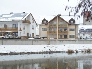 22142883-Ferienwohnung-3-Bad Gögging-300x225-1