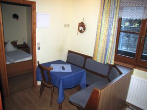 23137731-Ferienwohnung-2-Bad Goisern-300x225-3